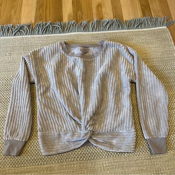 The Odell’s Twist Front Sweatshirt | Size XS | Gray - Picture 1 of 3